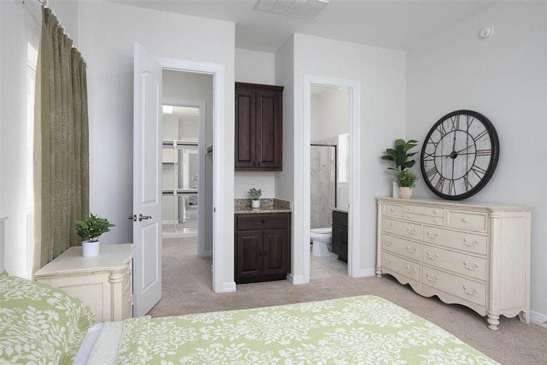 Photo 29 of 48 - 6339 Windermere Park Ln, Sugar Land, TX 77479