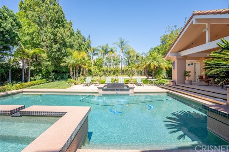 Photo 64 of 72 - 10214 Candleberry Ln, Northridge, CA 91324