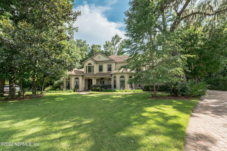 Photo 32 of 36 - 2704 Shade Tree Dr, Fleming Island, FL 32003