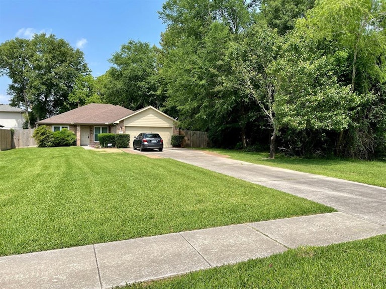 Photo 1 of 45 - 16107 Mesa Blvd, Humble, TX 77396
