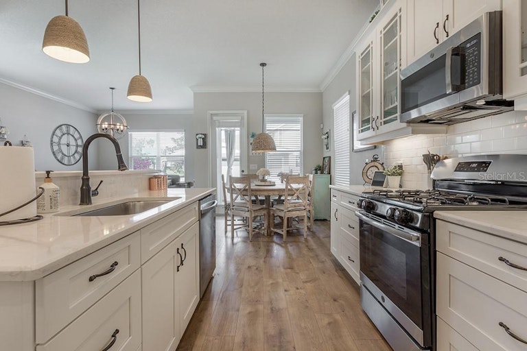 Photo 9 of 59 - 11215 Great Neck Rd, Riverview, FL 33578