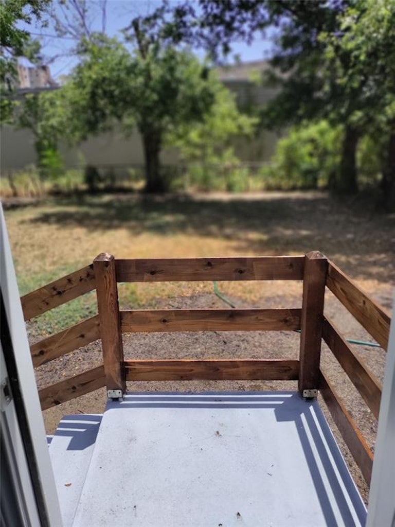 Photo 12 of 13 - 2015 May St, Fort Worth, TX 76110