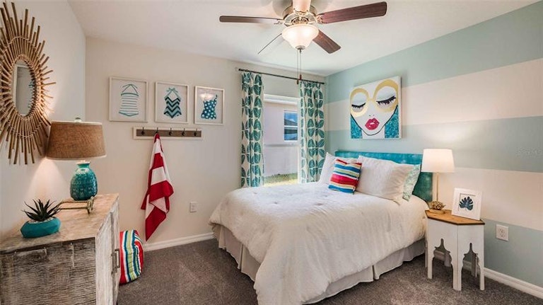 Photo 8 of 15 - 14071 Amero Ln, Spring Hill, FL 34609