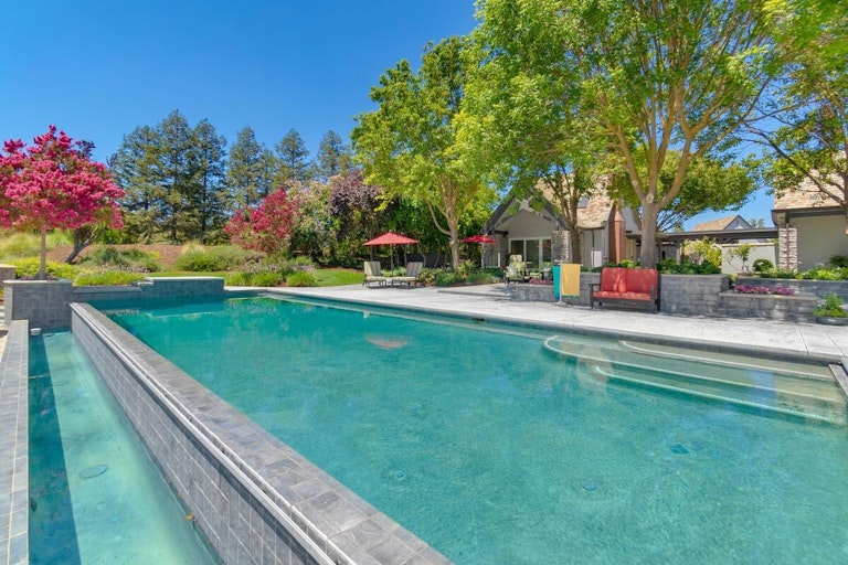 Photo 22 of 99 - 27681 Mace Blvd, Davis, CA 95618