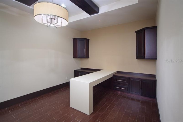 Photo 18 of 25 - 306 Pecan Ridge Pt, Lake Mary, FL 32746