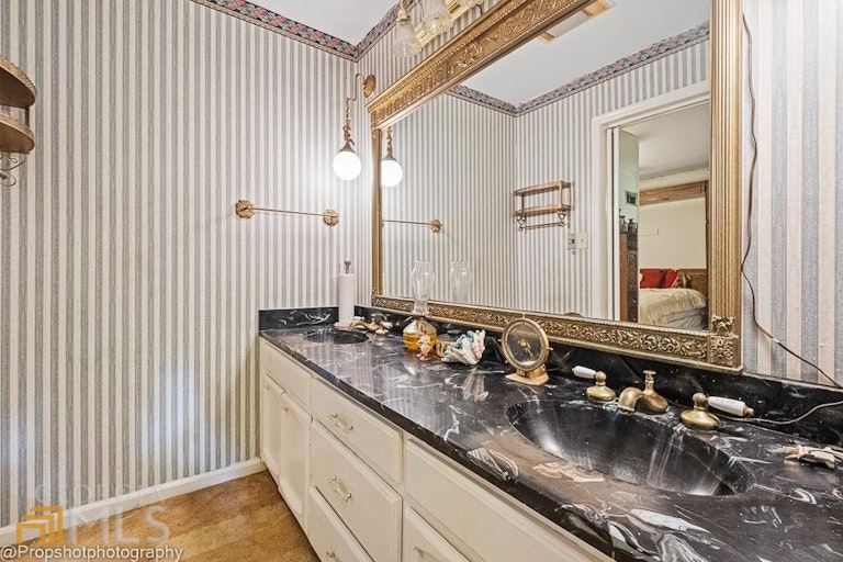Photo 24 of 27 - 2924 Cherry Blossom Ln, Atlanta, GA 30344