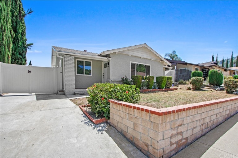 Photo 1 of 1 - 2918 Blandford Dr, Rowland Heights, CA 91748