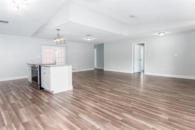 Photo 11 of 25 - 411 Harbor Point Blvd, Orlando, FL 32835