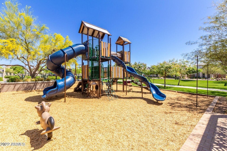 Photo 46 of 49 - 1973 W Kinfield Trl, Phoenix, AZ 85085
