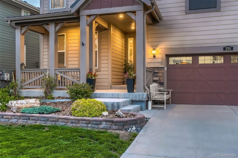 Photo 4 of 28 - 251 Back Nine Dr, Castle Pines, CO 80108