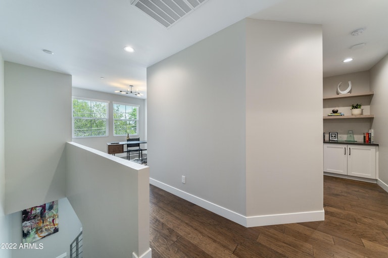 Photo 11 of 39 - 3200 N 39th St #14, Phoenix, AZ 85018