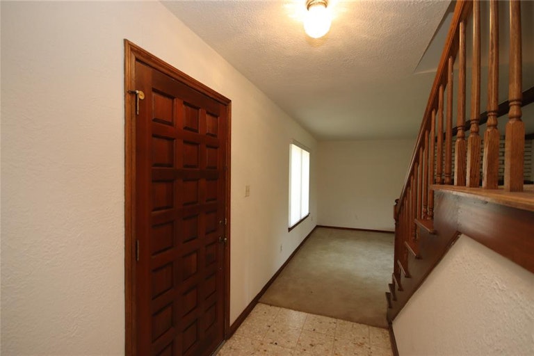 Photo 20 of 31 - 7507 Renmark Ln, Houston, TX 77070