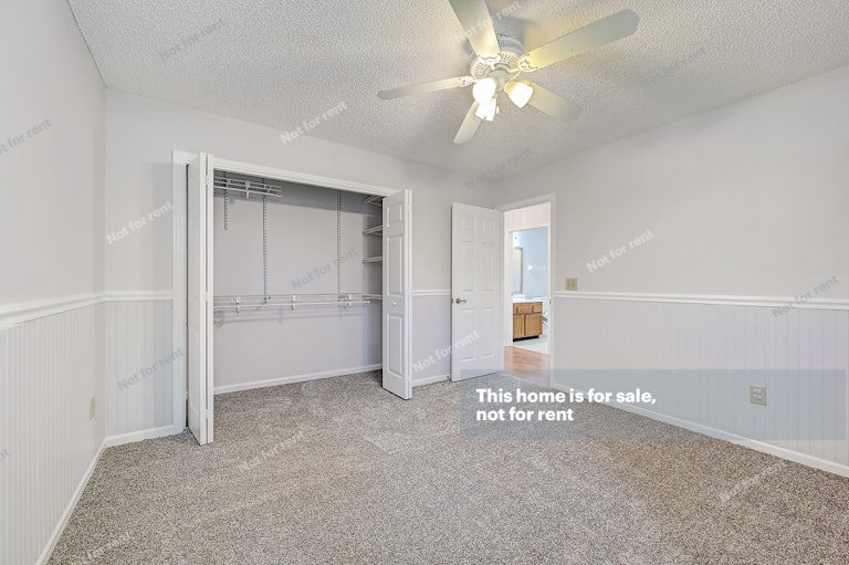 Photo 29 of 37 - 1154 Weyburn Way, Jacksonville, FL 32225