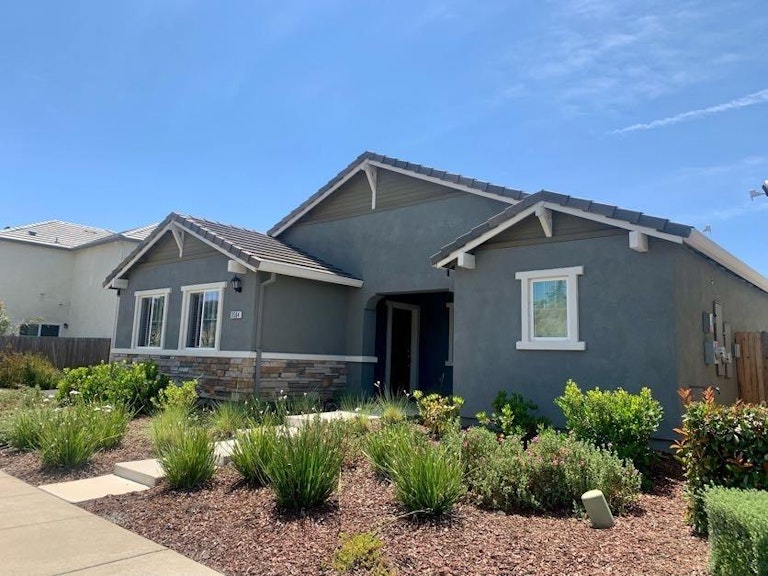 Photo 2 of 25 - 3504 Bayou Rd, Sacramento, CA 95835