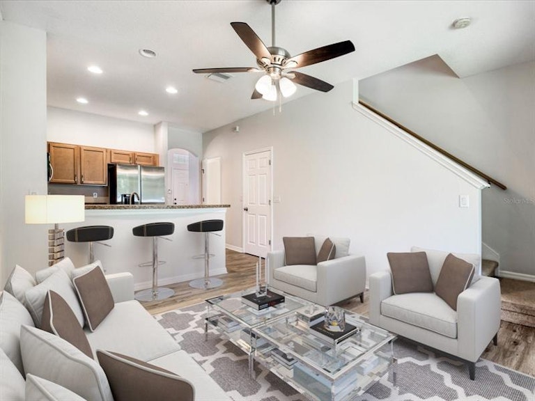 Photo 8 of 30 - 8818 Red Beechwood Ct, Riverview, FL 33578