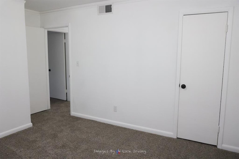 Photo 17 of 26 - 8109 Beechwood Dr, Benbrook, TX 76116