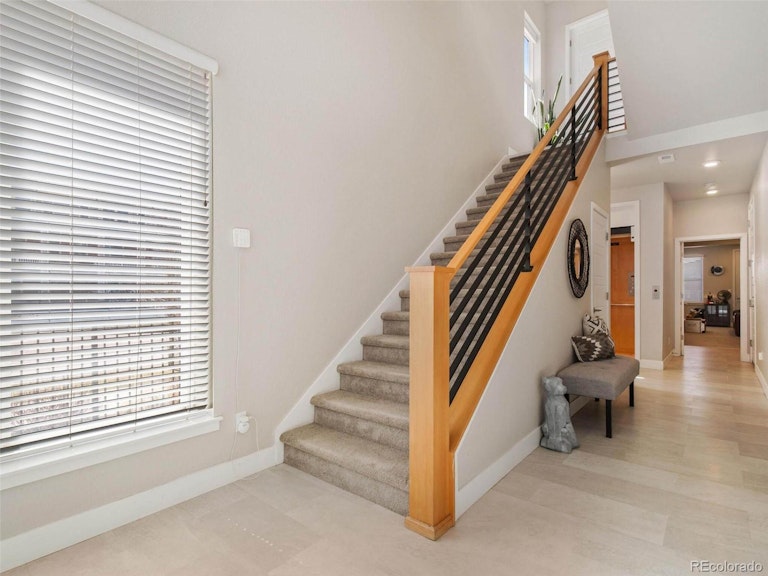 Photo 7 of 40 - 10165 Bellwether Ln, Lone Tree, CO 80124