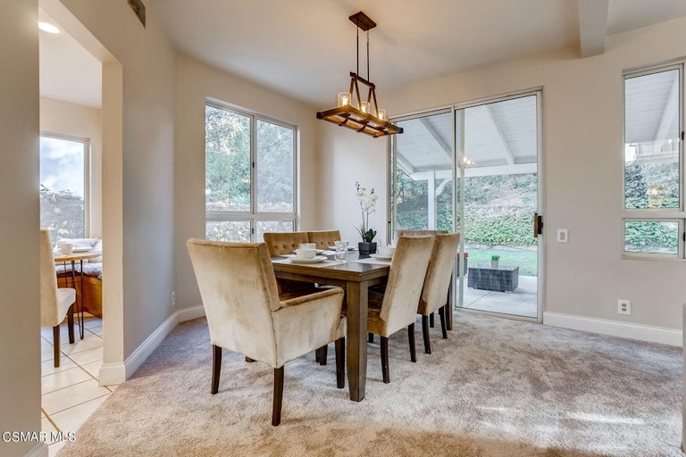 Photo 7 of 28 - 12036 Alderbrook St, Moorpark, CA 93021