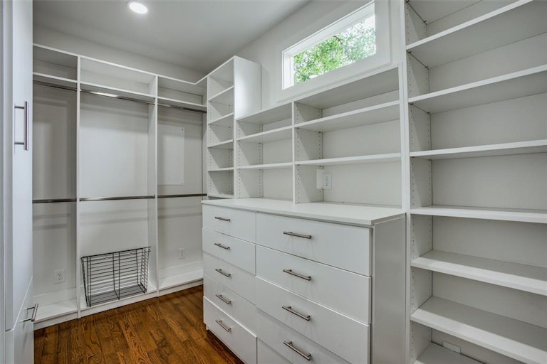 Photo 22 of 38 - 724 W Melwood St, Houston, TX 77009