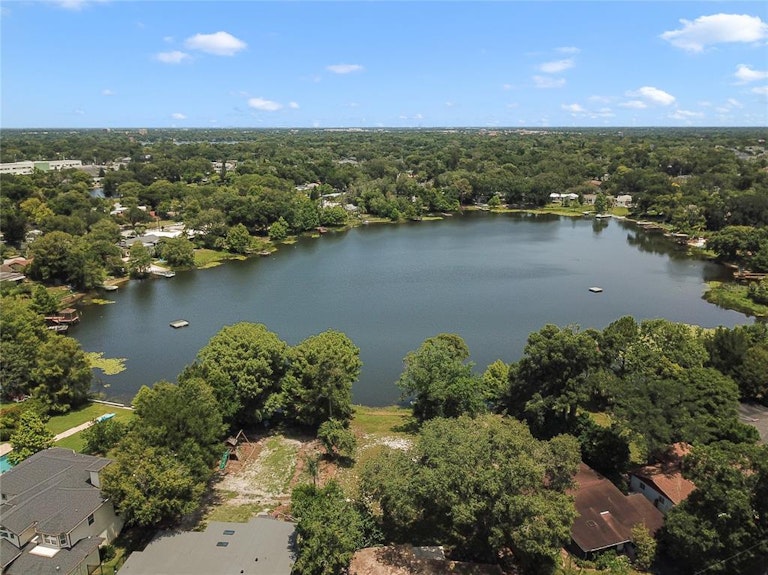 Photo 7 of 34 - 1200 Tanager Dr, Orlando, FL 32803