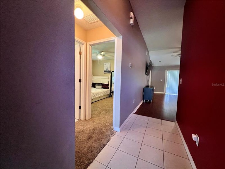 Photo 5 of 28 - 8438 Carriage Pointe Dr, Gibsonton, FL 33534