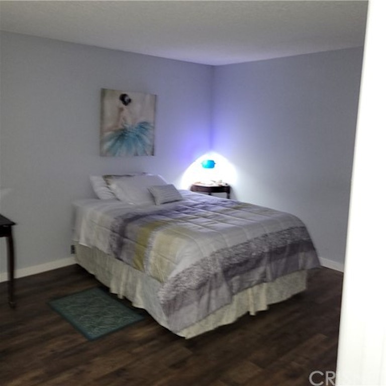 Photo 10 of 17 - 18758 Mandan St #1613, Canyon Country, CA 91351
