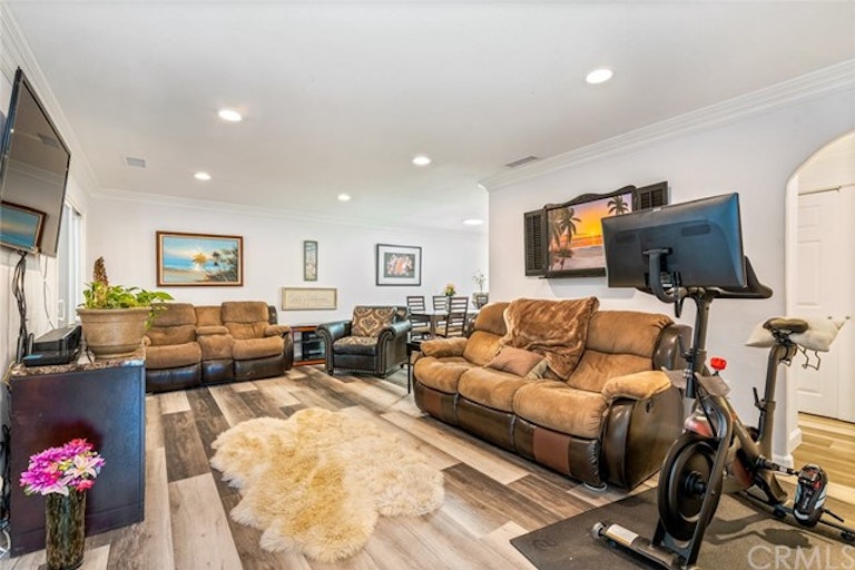 Photo 2 of 23 - 3122 Via Serena N Unit D, Laguna Woods, CA 92637
