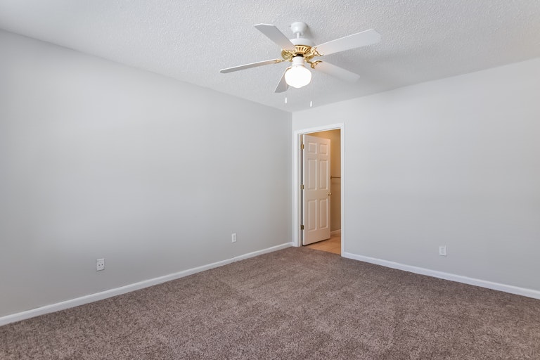Photo 16 of 25 - 3754 Votive Ln, Raleigh, NC 27604