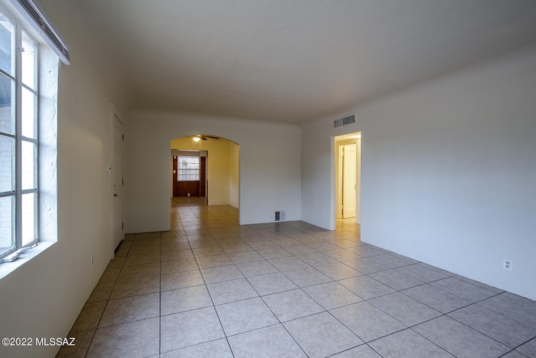 Photo 2 of 43 - 1548 E 9th St, Tucson, AZ 85719
