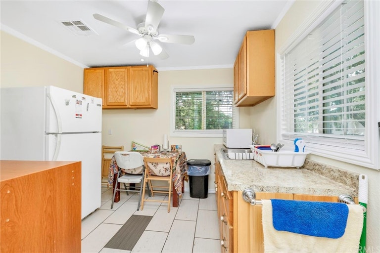 Photo 27 of 47 - 7814 McGroarty St, Sunland, CA 91040