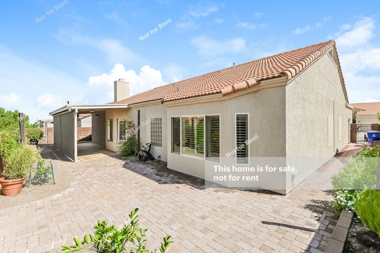 Photo 8 of 27 - 990 S Avenida Los Reyes, Tucson, AZ 85748