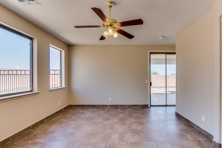 Photo 21 of 39 - 12566 W Cheery Lynn Rd, Avondale, AZ 85392