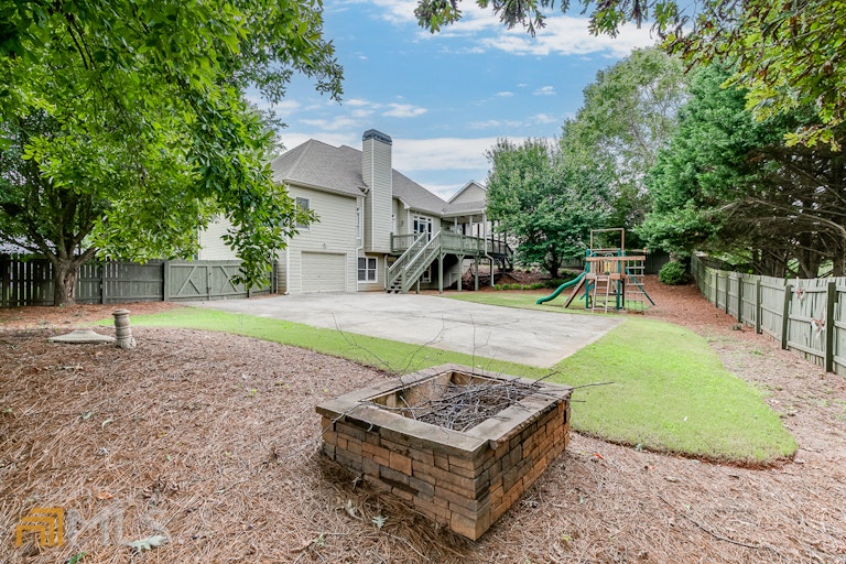 Photo 42 of 44 - 1122 Cayuga Ct, Dacula, GA 30019