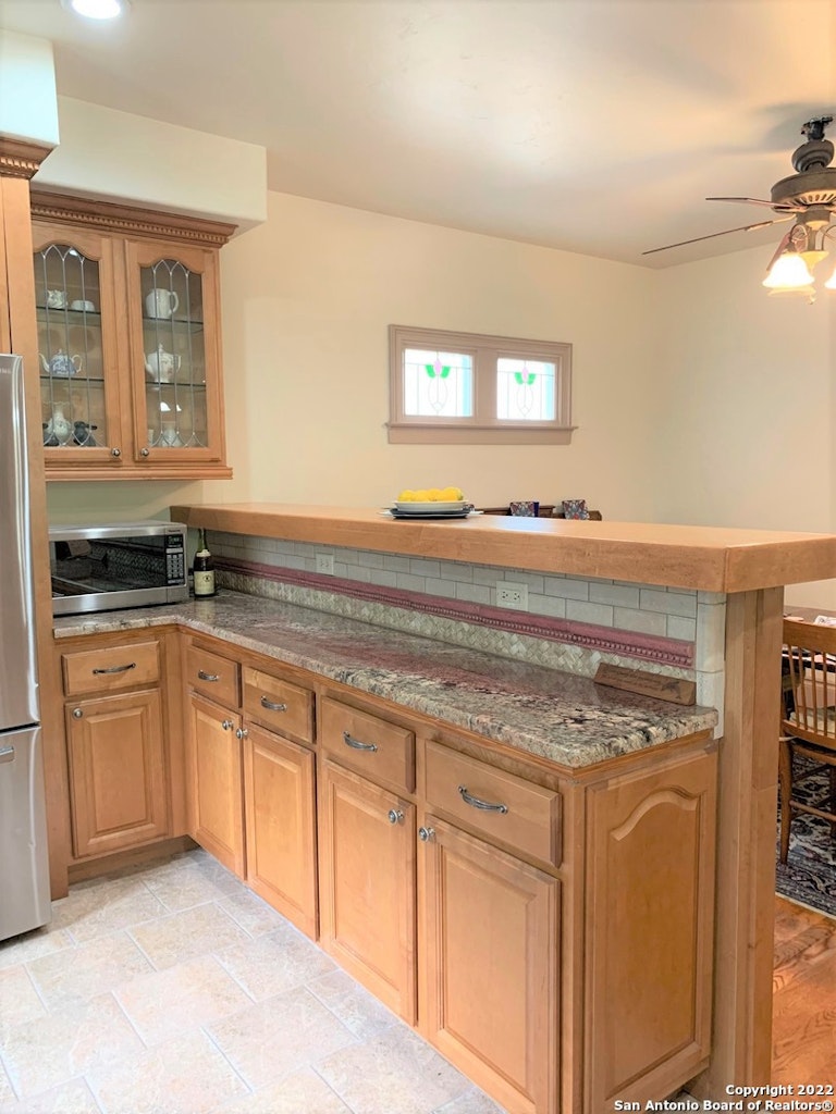 Photo 20 of 25 - 306 Corona Ave, San Antonio, TX 78209