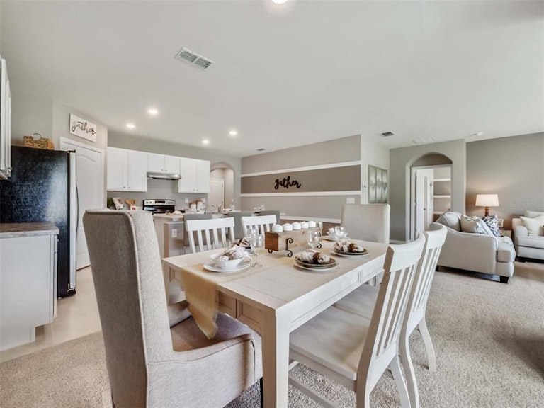 Photo 27 of 31 - 1010 Courtland Blvd, Deltona, FL 32738