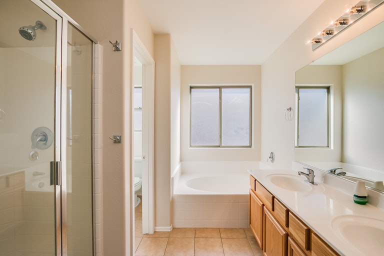 Photo 4 of 26 - 2512 W Darrel Rd, Phoenix, AZ 85041