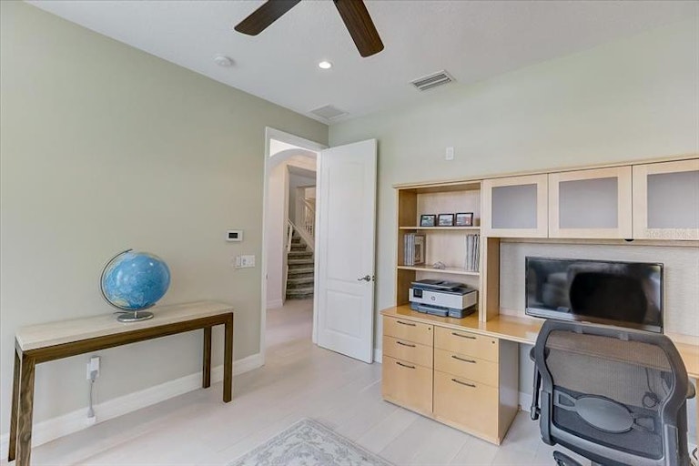 Photo 31 of 53 - 7711 Ashley Cir, Bradenton, FL 34201