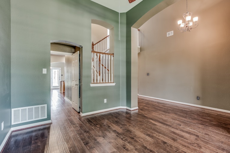 Photo 7 of 31 - 2441 Deerwood Dr, Little Elm, TX 75068