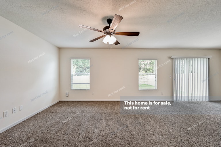 Photo 23 of 29 - 2597 King Louis Dr, Jacksonville, FL 32254