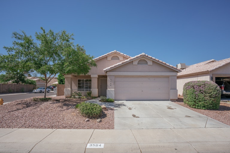 Photo 1 of 24 - 3564 W Tina Ln, Glendale, AZ 85310