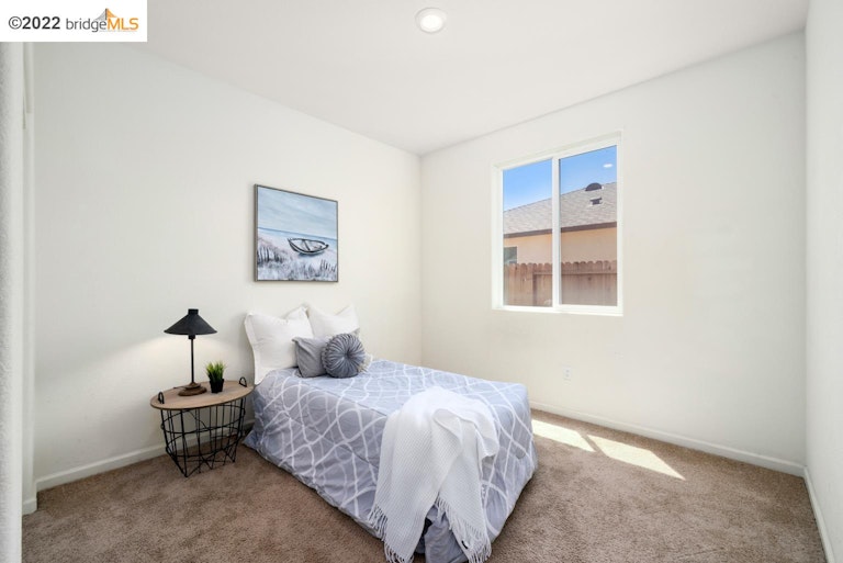 Photo 15 of 26 - 5561 Glowhaven St, Marysville, CA 95901
