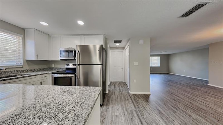Photo 7 of 15 - 6712 Sea Ranch Dr, Hudson, FL 34667