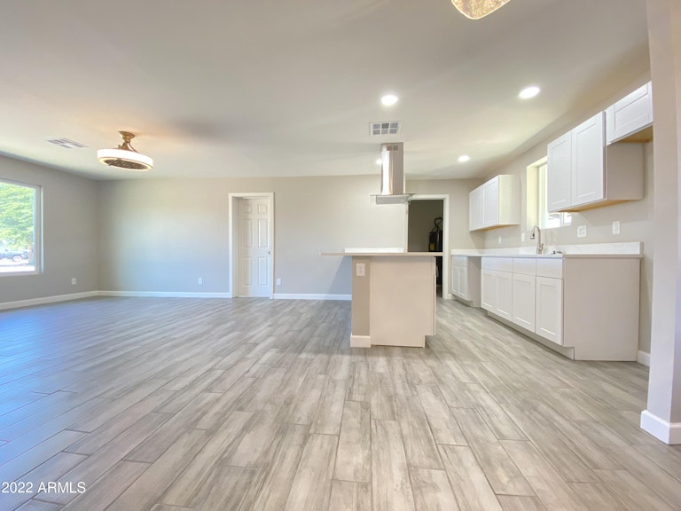 Photo 17 of 62 - 4837 W Heatherbrae Dr, Phoenix, AZ 85031