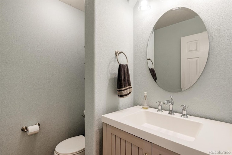Photo 10 of 19 - 11287 Osage Cir Unit E, Northglenn, CO 80234