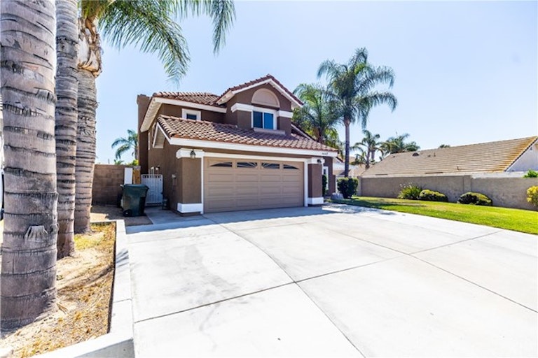Photo 1 of 43 - 5440 Blue Springs Cir, Jurupa Valley, CA 92509