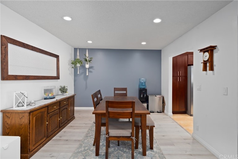 Photo 5 of 11 - 237 Ridge Terrace Ln, Montebello, CA 90640