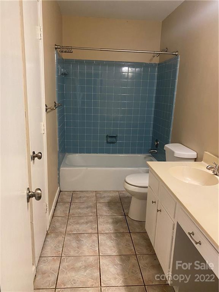 Photo 9 of 16 - 5926 McNair Rd, Charlotte, NC 28212