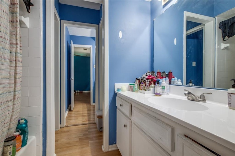 Photo 24 of 36 - 18303 Running Vine Ln, Spring, TX 77379