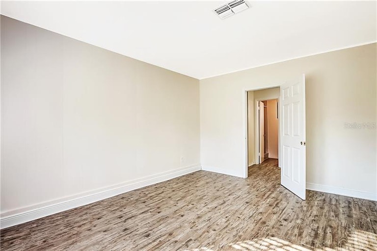 Photo 20 of 20 - 2660 56th St N, Saint Petersburg, FL 33710