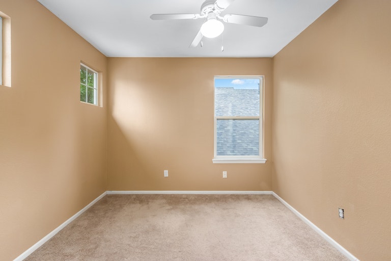 Photo 13 of 19 - 4655 W 112th Ct, Westminster, CO 80031